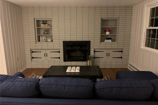 Photo - 5 Meriden Rd