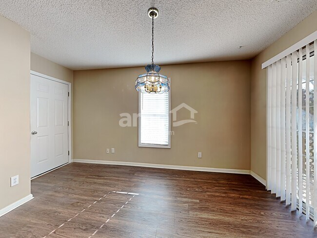 Photo - 1732 Ammons Dr