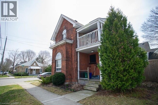 Photo - 193 Chatham St