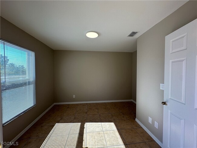 Photo - 2411 Park Rd