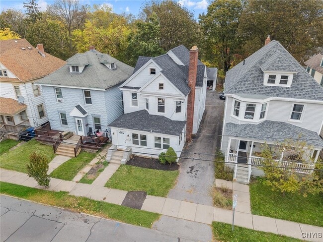 Photo - 145 Hixson Ave