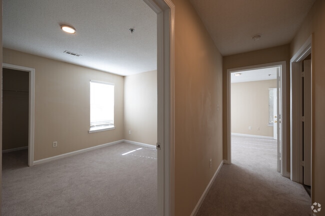 3BR, 2BA - 1480SF - Walden Pointe