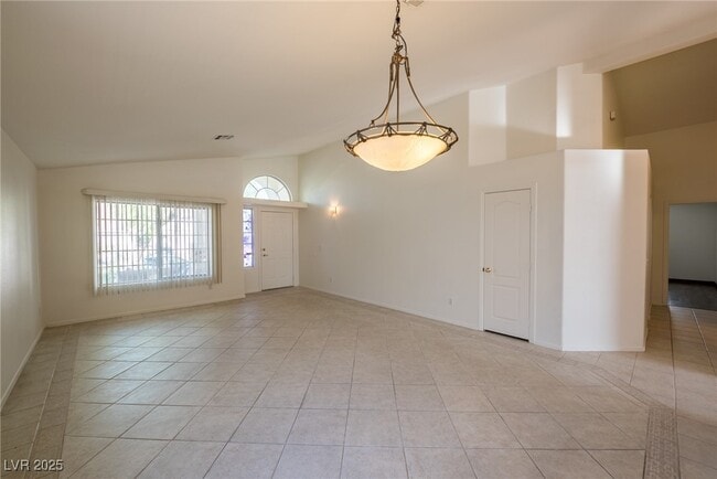 Photo - 682 Ladywood Ln