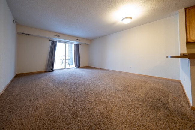 Photo - 16520 Tranquility Ct