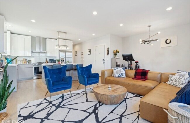 Photo - 1209 E 46th St Unidad 4E