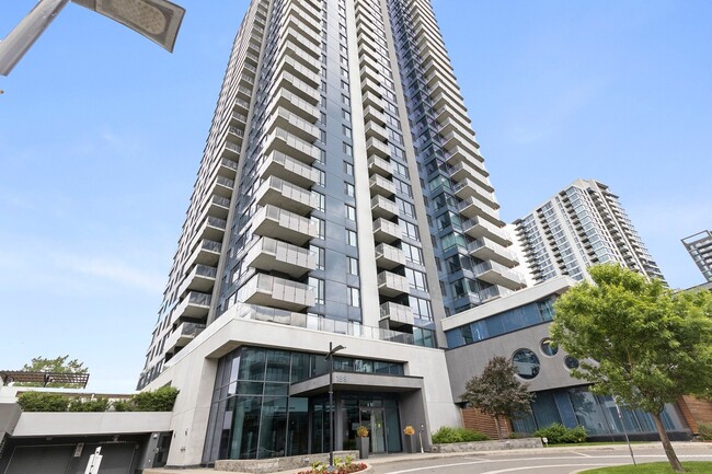 Photo - 199 Rue de la Rotonde Unit 906