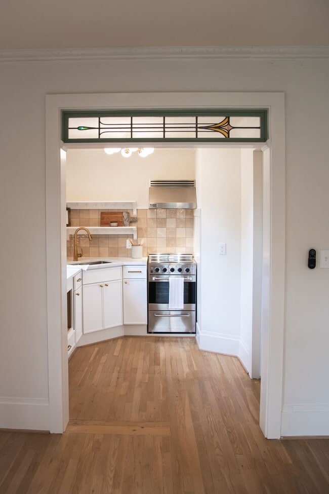 405 W Davis St Unit E