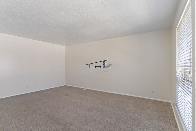 Photo - 350 E Unit #1