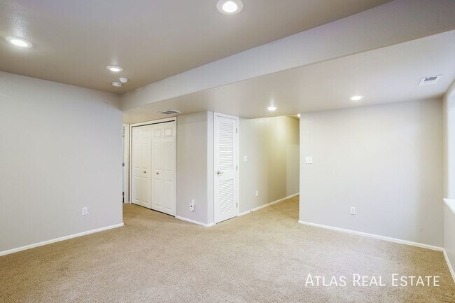 Photo - 6519 Passing Sky Dr