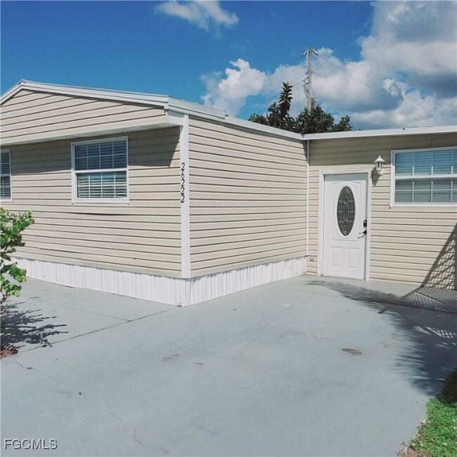 Photo - 26222 Earl Rd