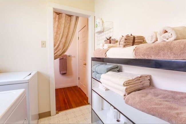 Photo - 4 bedroom 2 bath home