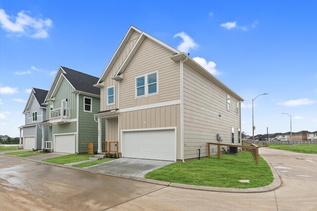 Building Photo - 9602 Valeca Dr Rental