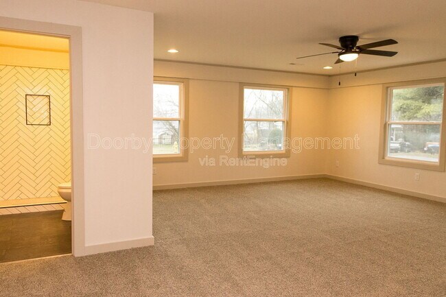 Photo - 804 Grandview Ave