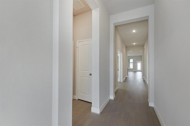 Photo - 8727 Arbor Trail Dr