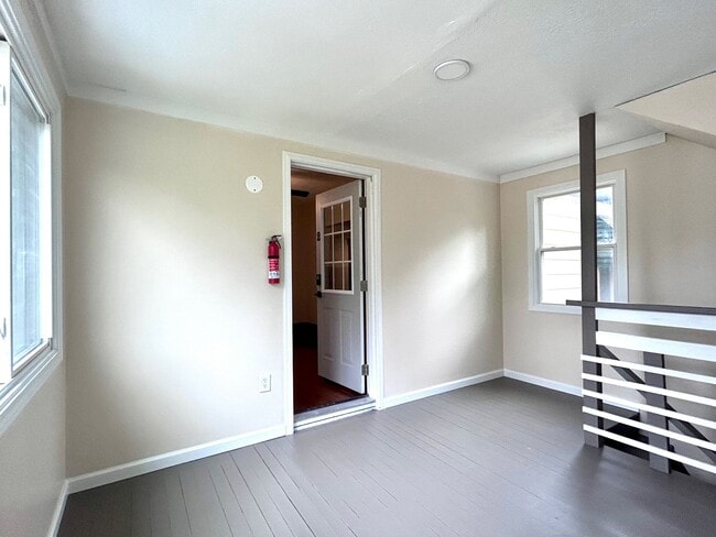 Photo - 199 Beck Ave Unidad 2