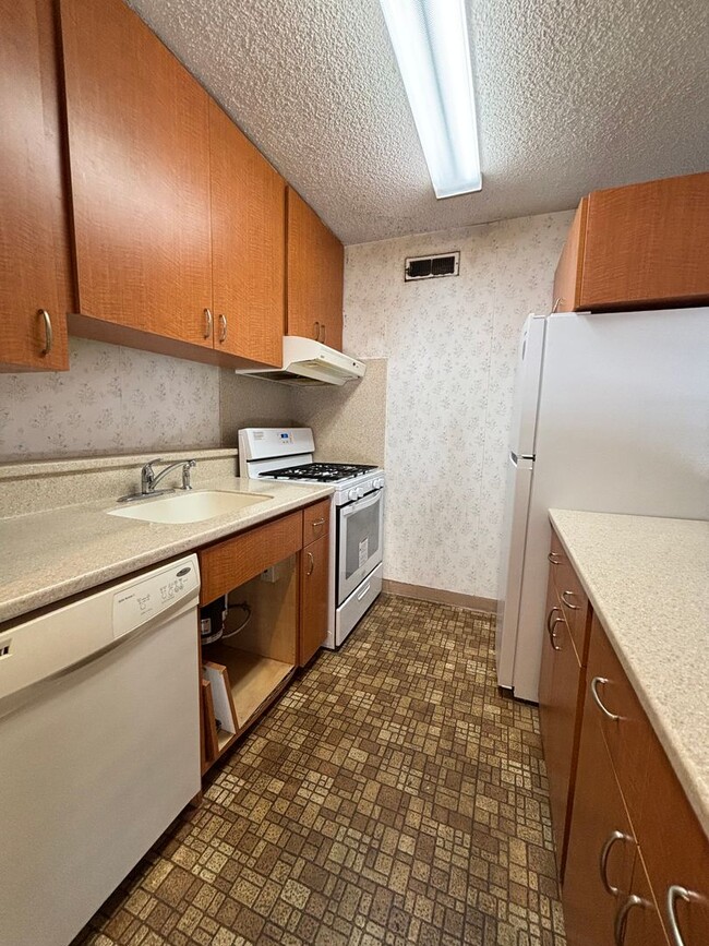 910 Ahana St Unit 1107