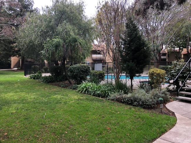 Photo - 259 N Capitol Ave Unit 274