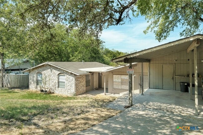 Building Photo - 11410 Pollyanna Ave Rental