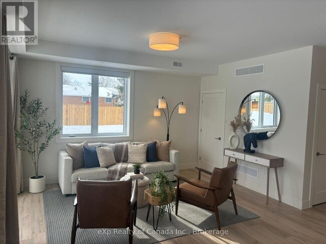 Photo - 51403 Ron McNeil Line