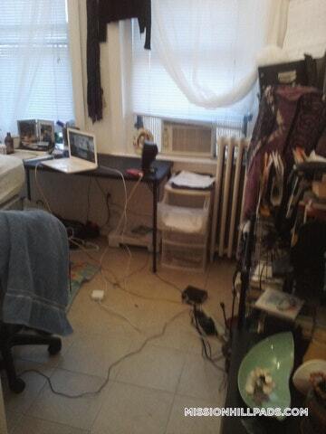 Photo - 28 S Huntington Ave Unidad 202