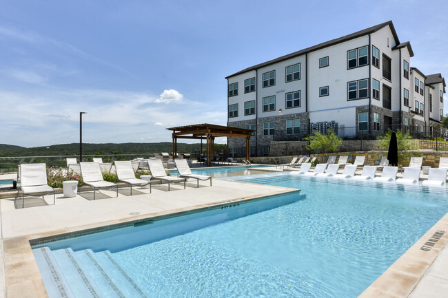 Photo - The Overlook at the Rim Apartments