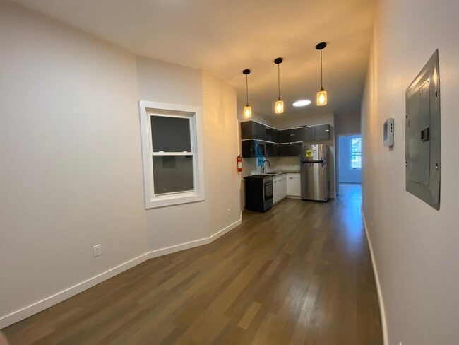 Photo - 107 Magazine St Unit 2R