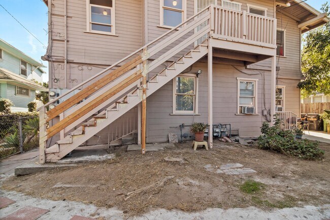 Photo - 1659 West 24th Street Unit 1/2 (upstairs)