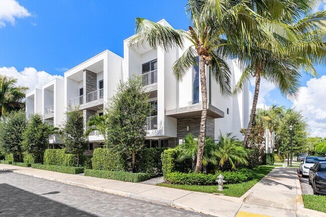 Photo - 4051 NW 17th Ave Townhome