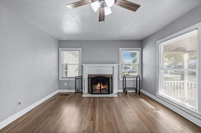 Photo - 3624 Winston Rd Unit Full