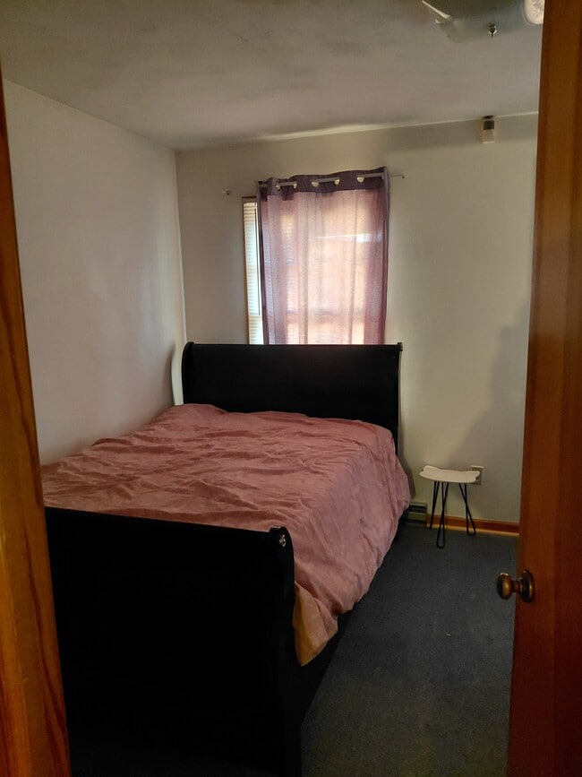 Photo - 901 Old Homestead Ln Unit Apt B