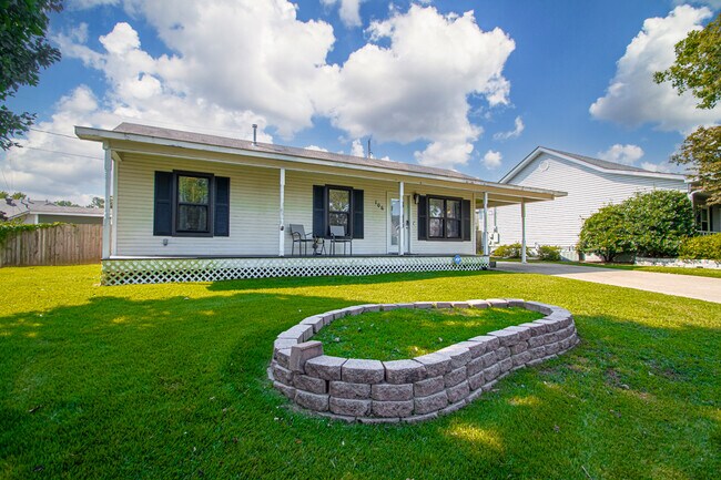 Photo - 106 Willow Grove Ct