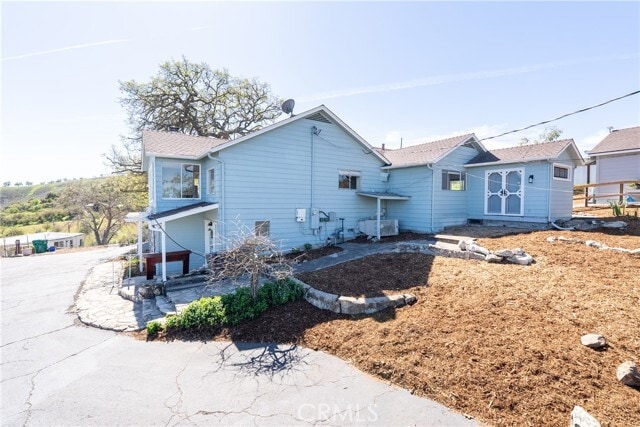 Photo - 549 Derby Ln