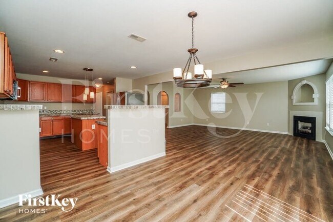 Photo - 595 Professional Parkway