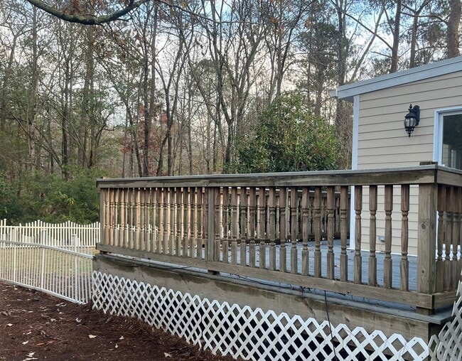 Photo - 224 Muirfield Ct E