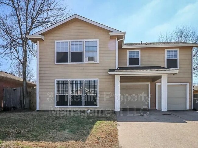 Building Photo - 3444 Pinebrook Dr