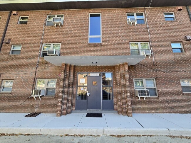 Photo - 3916 Chamberlayne Ave Condo Unit 2