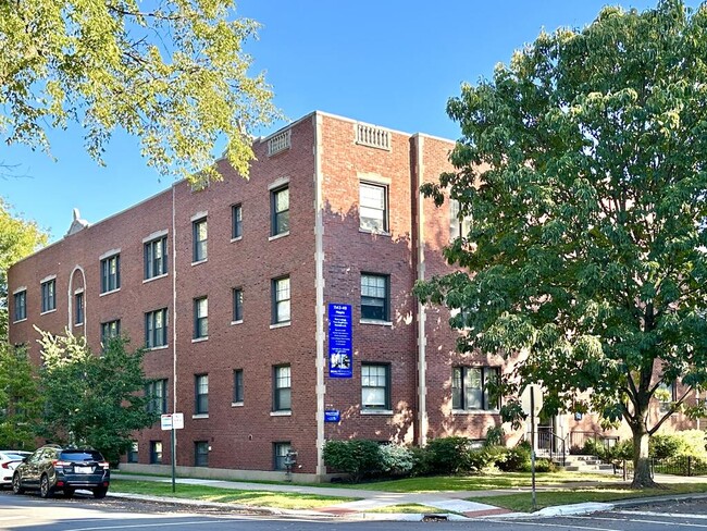 Building Photo - 1139 Maple Ave Unit G-N