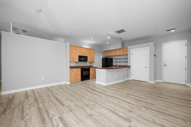 Photo - 1150 Vine St Unit 24