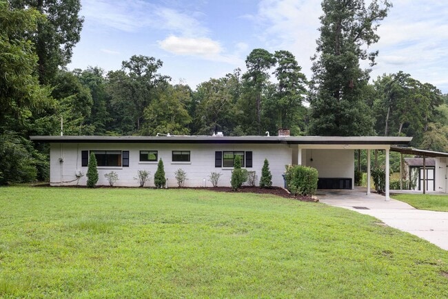 Building Photo - 2118 Timberlake Dr Rental