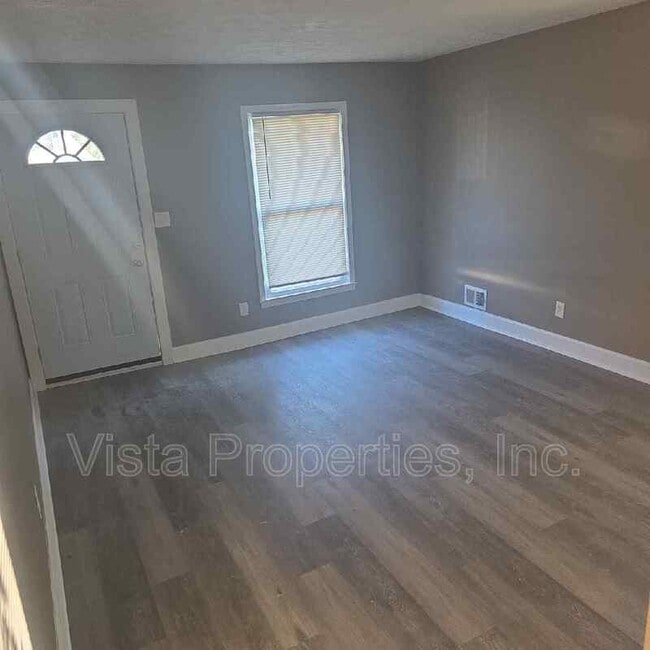 Photo - 1622 Haskin Ave