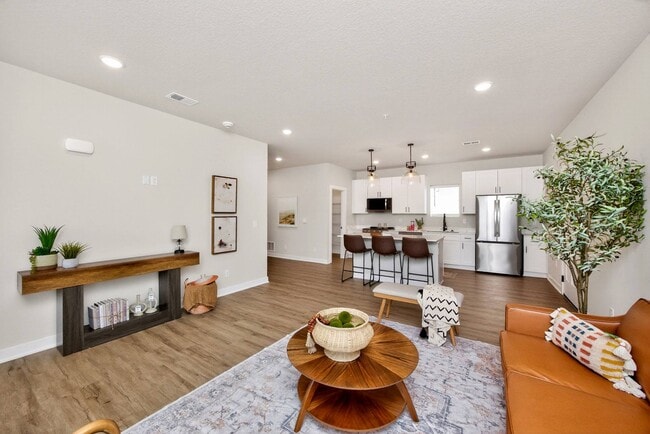 Photo - Picket Fence Community