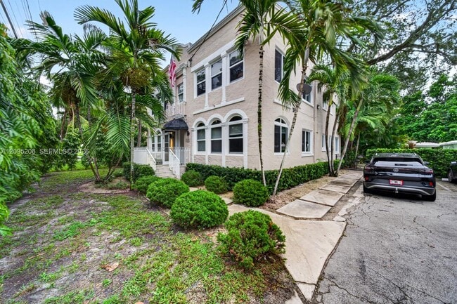 928 Bird Rd Unit 3