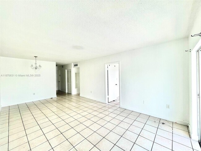 Photo - 110 Royal Palm Rd Unit 310
