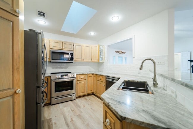 Photo - Charming, 3 Bedroom, 2 Bath. With wonderful outdoor living space