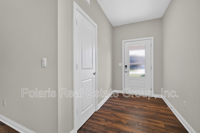 Photo - 9073 Lieven St