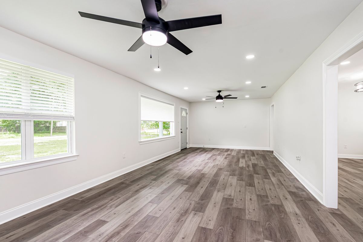 Photo - 5255 Breckenridge Ave
