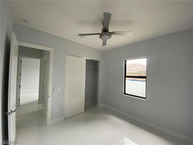 Photo - 3738 SE Santa Barbara Pl