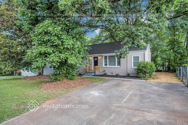 Photo - 2674 Joyce Ave