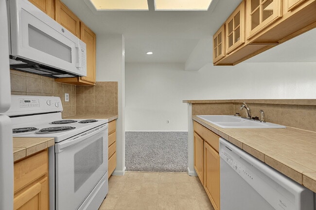 Photo - $1,495.95 with $300 off the first month's rent, 1 Bed, 1 Bath Condo in Englewood with Cozy Firepl... Unit # J