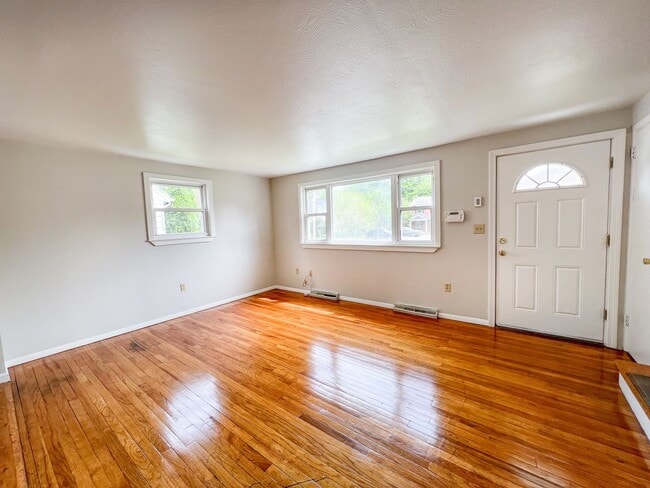 Photo - Single Family House in the North End of Hartford